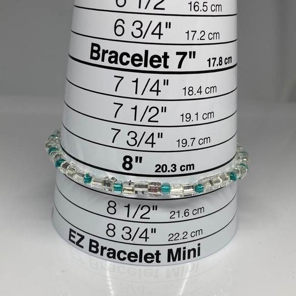 STRETCH Beaded Anklet Silver & Green - Picture 6 of 11